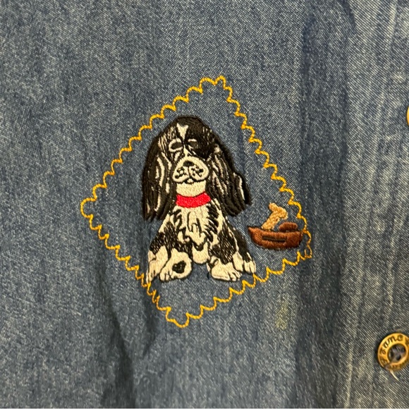 Vintage Mary Jane Rayon Blend Denim Jean Button Down Funky DOGS Shirt Women’s M - Picture 6 of 7